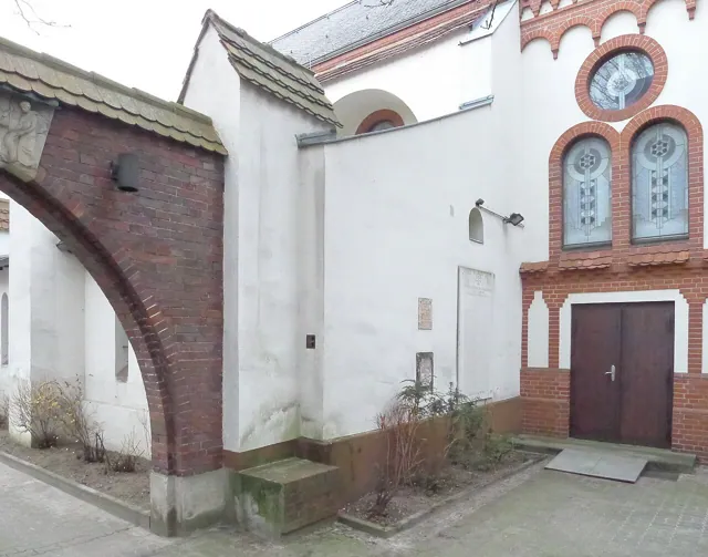 A church aisle and entrance