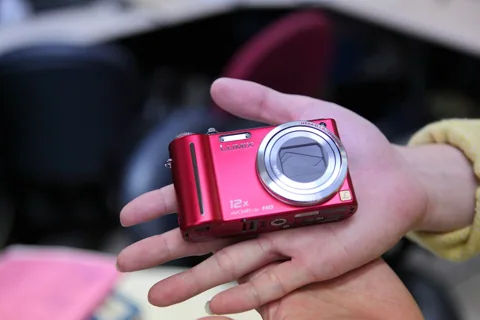 The ZS3 from the side.